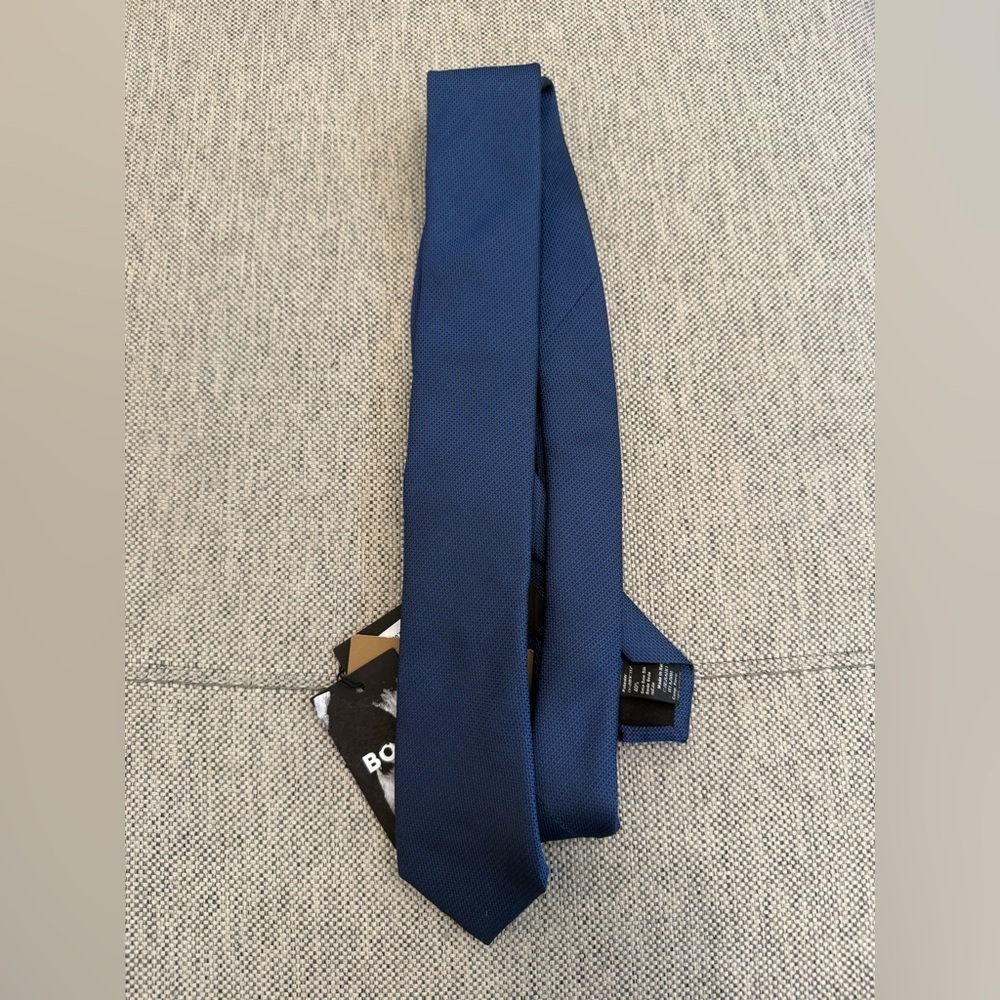 NWT Boss Neck Tie - Picture 2 of 5